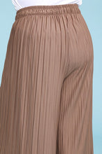 Load image into Gallery viewer, Wide Leg Pleated Palazzo Pant
