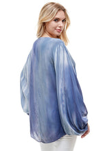 Load image into Gallery viewer, Hand Cloud Dye V-Neck Loose Fitting Top
